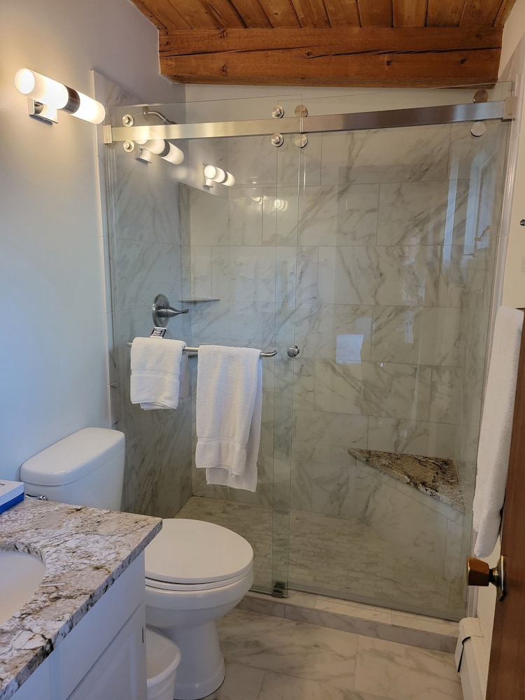 St Moritz Lodge Condos 64/69