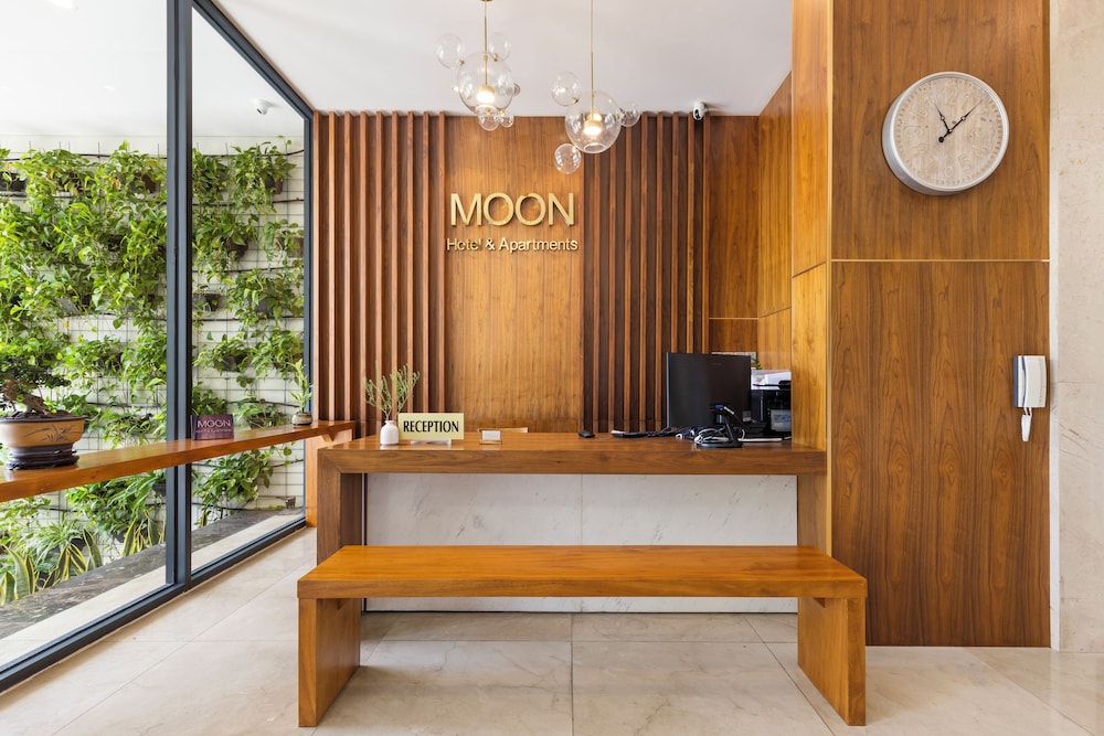 Moon Hotel & Apartment 9/75