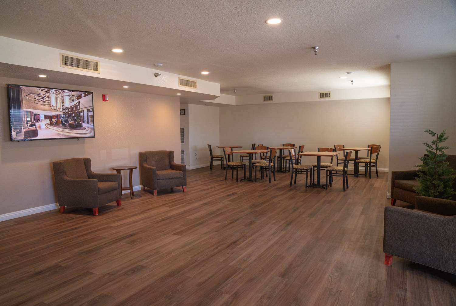 Super 8 by Wyndham Yuma 16/24