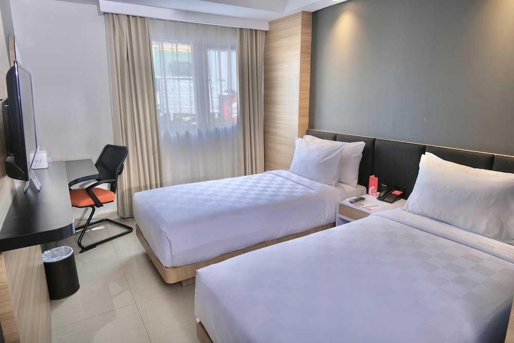 @Hom Hotel Simpang Lima 12/50