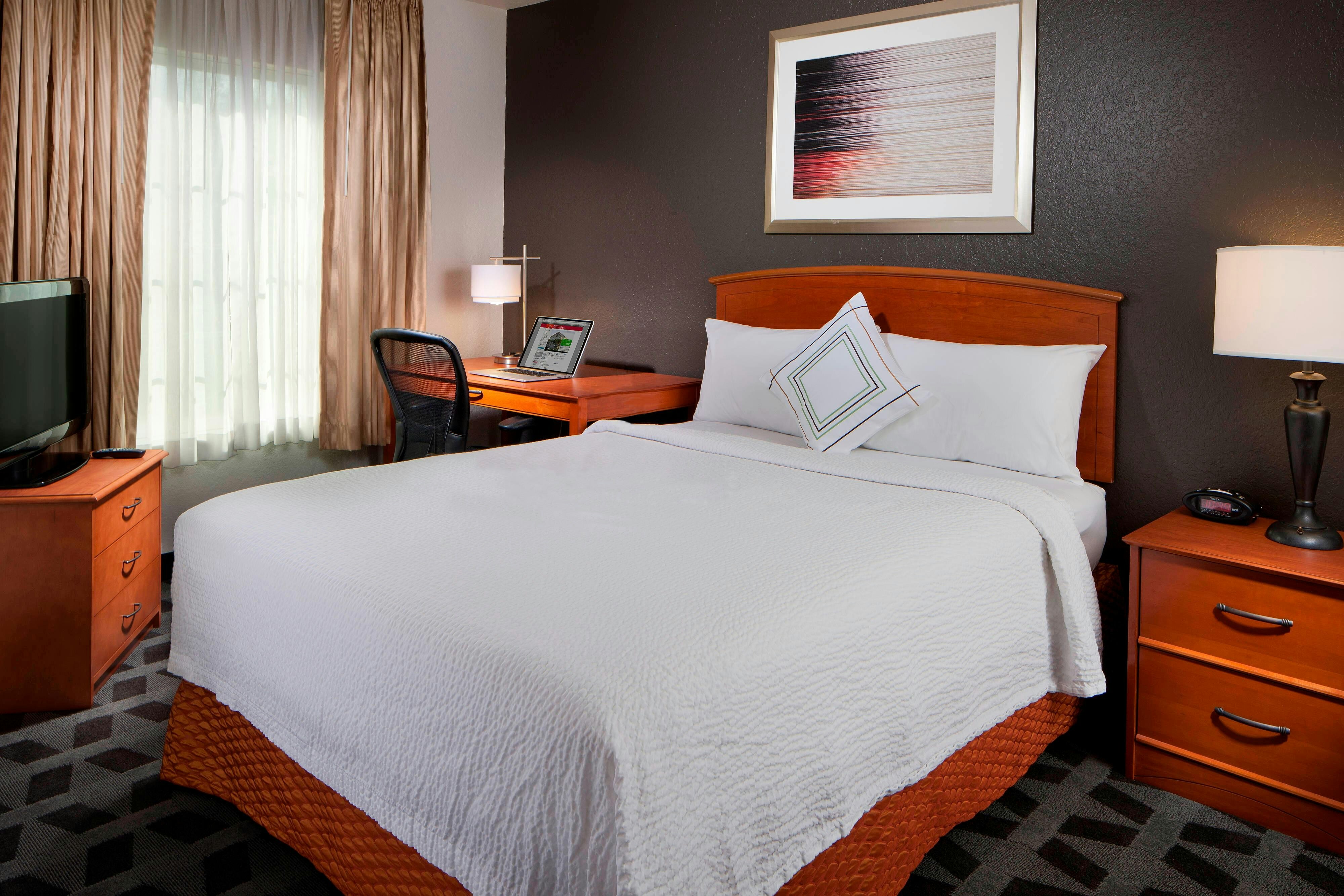 Towneplace Suites By Marriott Boca Raton 4/10