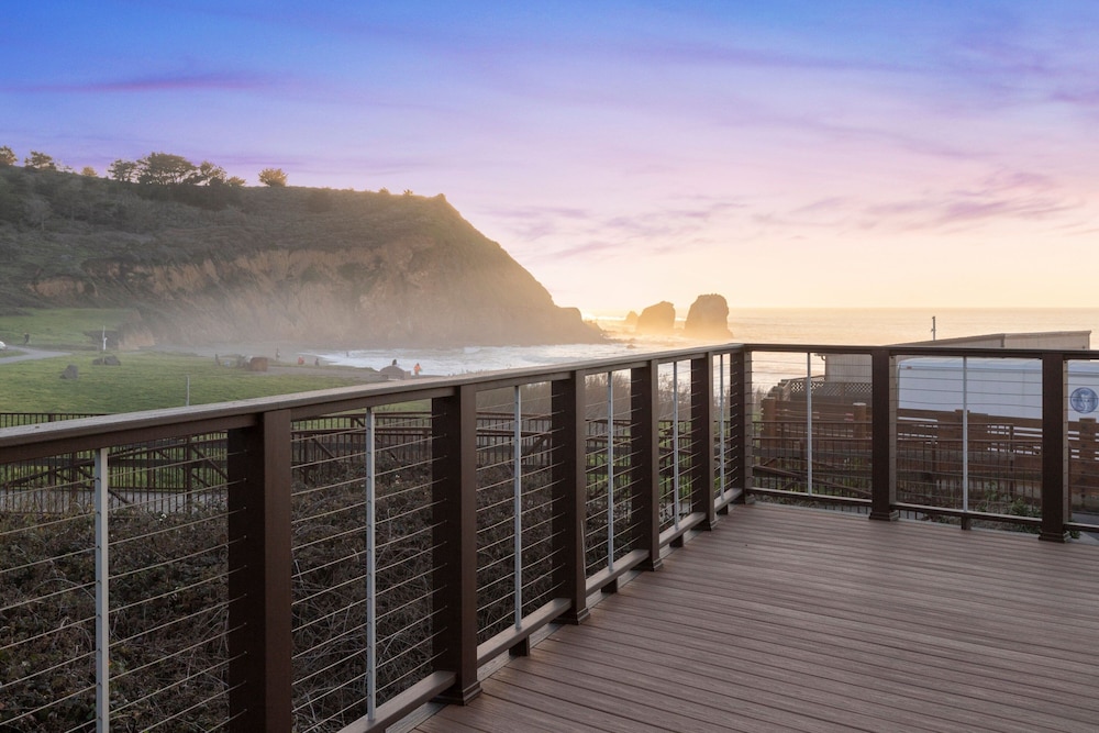 Fairfield Inn And Suites By Marriott San Francisco Pacifica Ex Holiday Inn Express Hotel Suites 44/50
