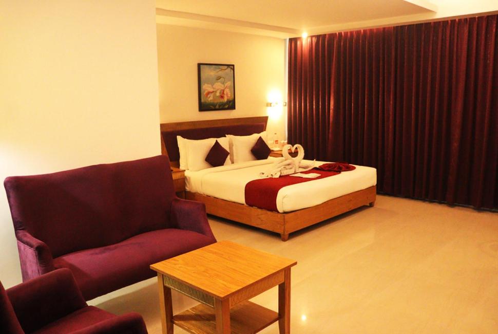 Biverah Hotel Suites 9/20