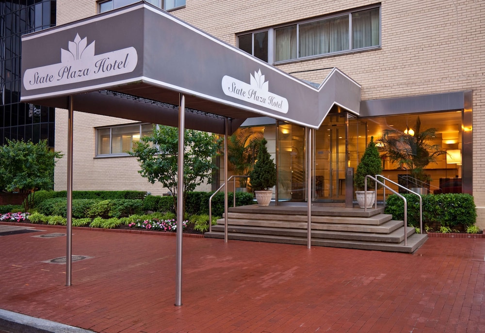 State Plaza Hotel 6/47