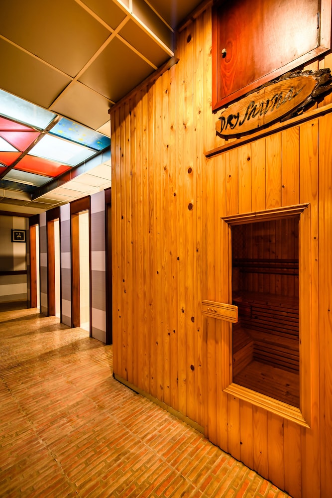 Huong Giang Hotel 39/77
