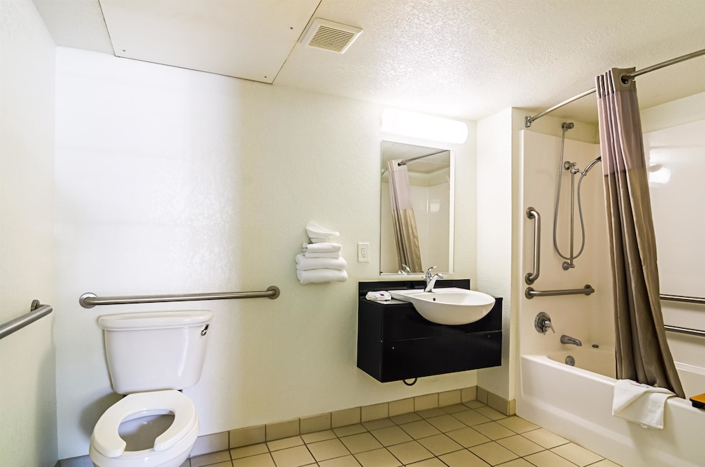 Motel6 Barstow, CA 56/57