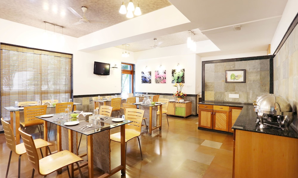 Treebo Trend Edha Suites 42/54