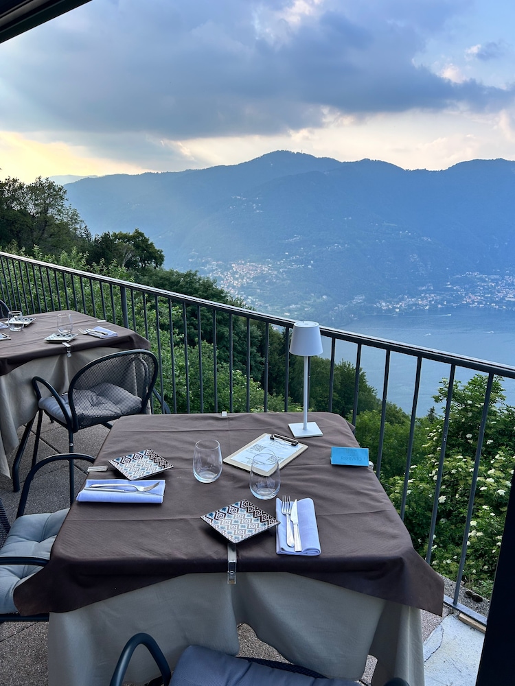 Hotel Paradiso sul Lago 37/50