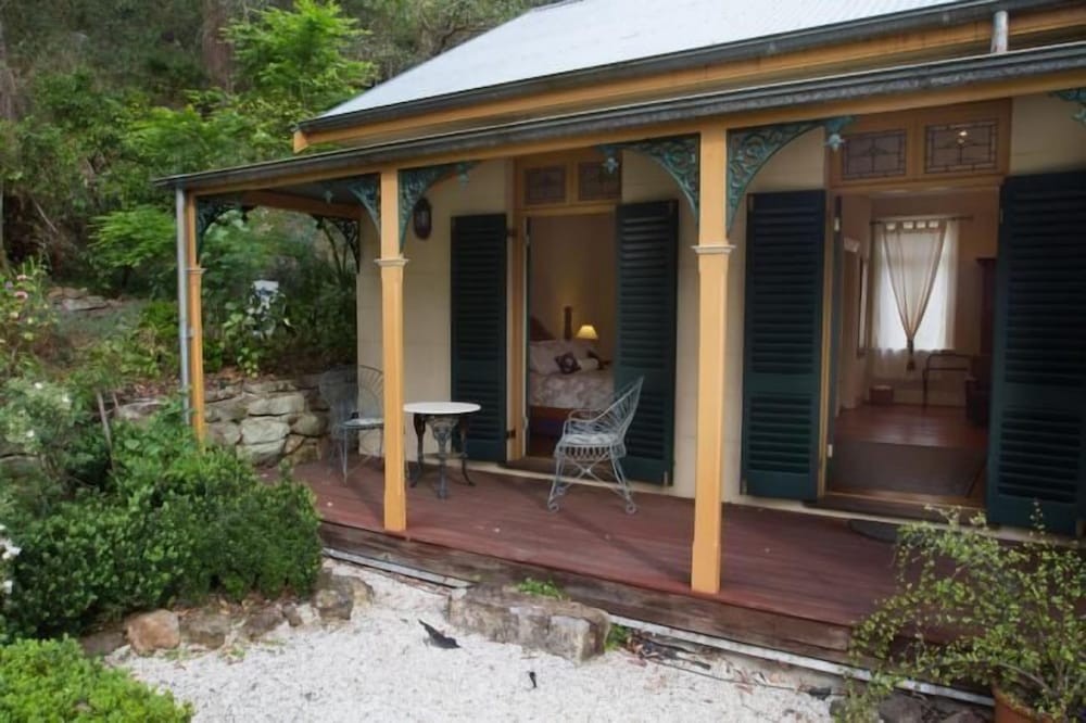 Tizzana Winery Bed & Breakfast 2/10