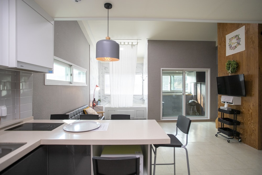 Gapyeong Blossom Pension 22/46