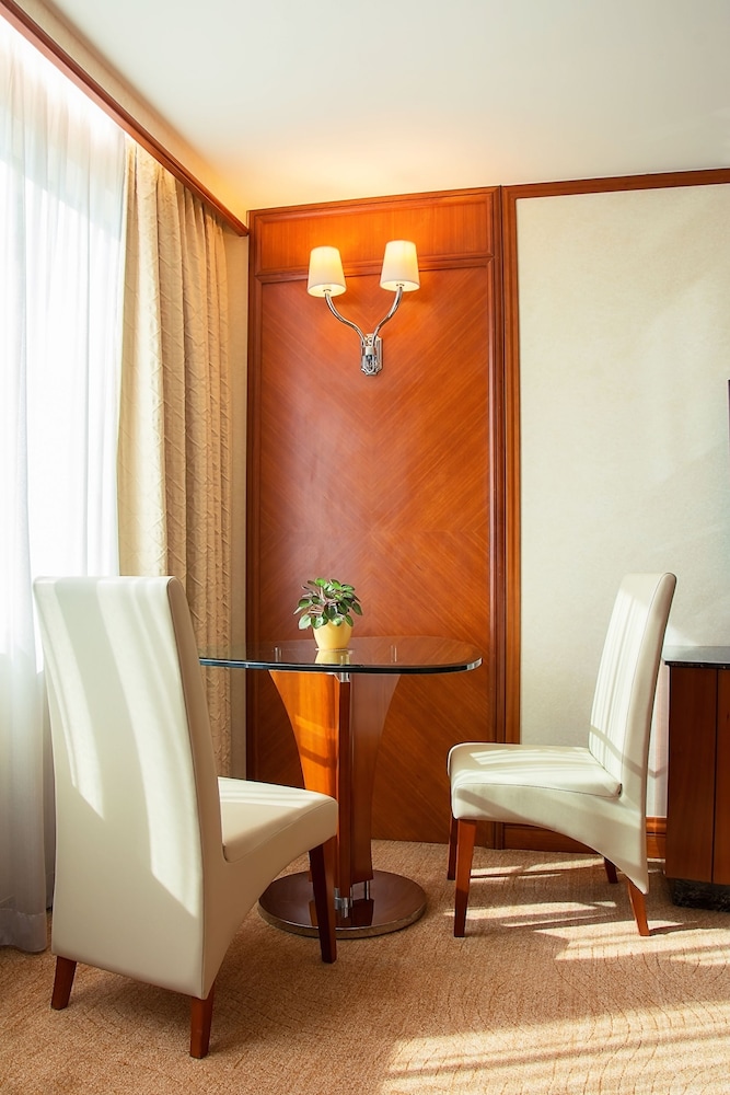 Grandview Hotel Macau 25/31