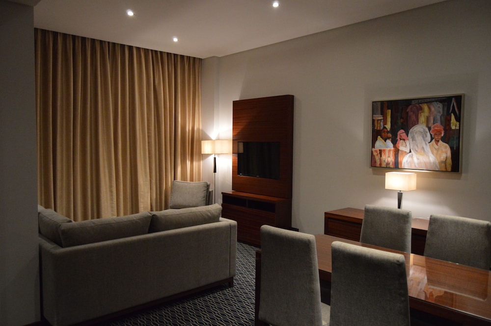 Ramada Resort by Wyndham Manama Seef 37/57
