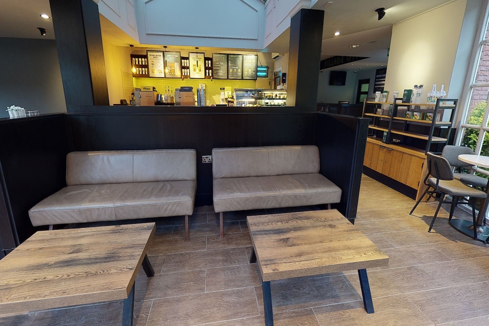 Village Hotel St Davids Nr Chester 22/35