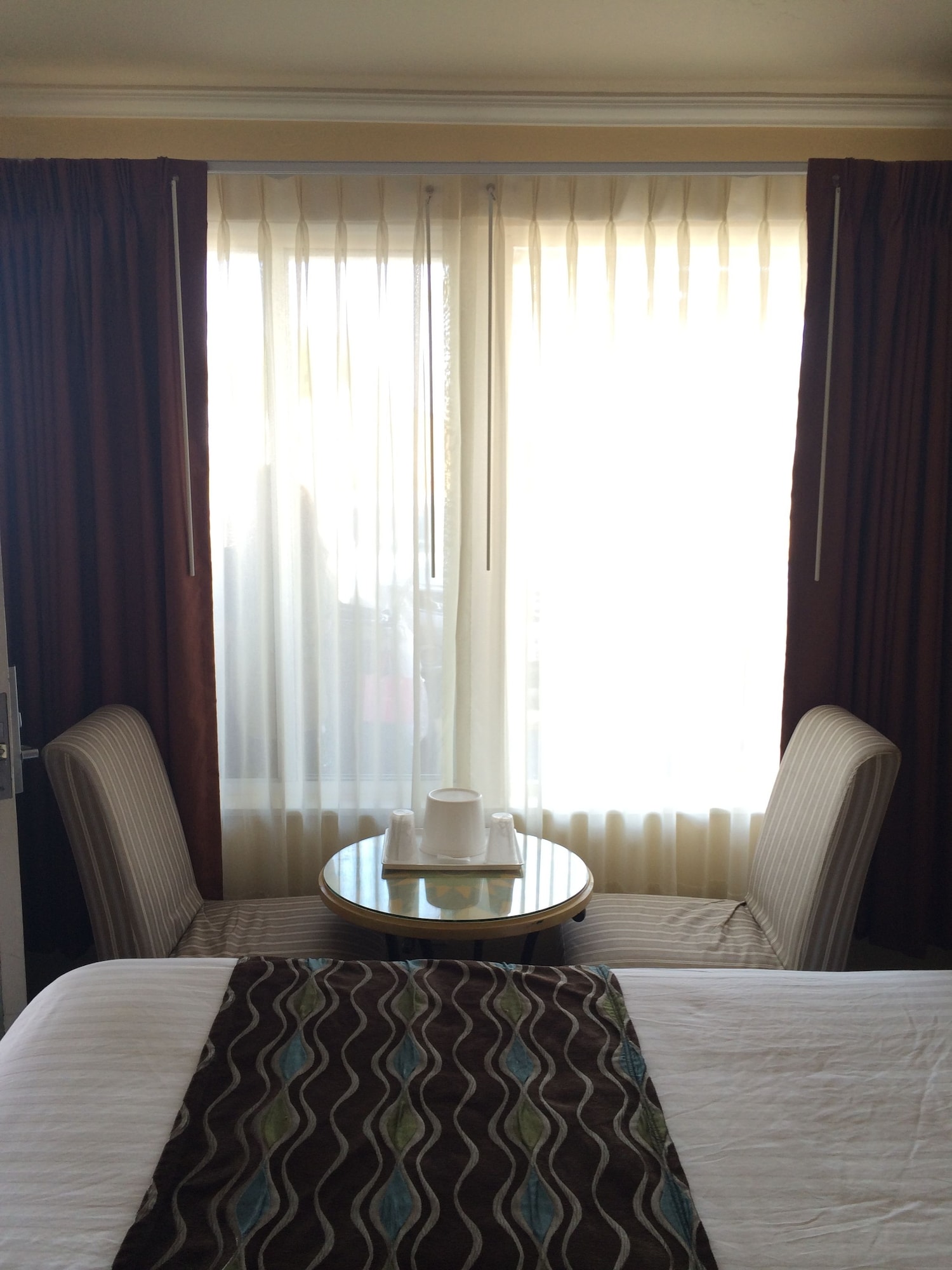 STANDARD, 2 DOUBLE BEDS