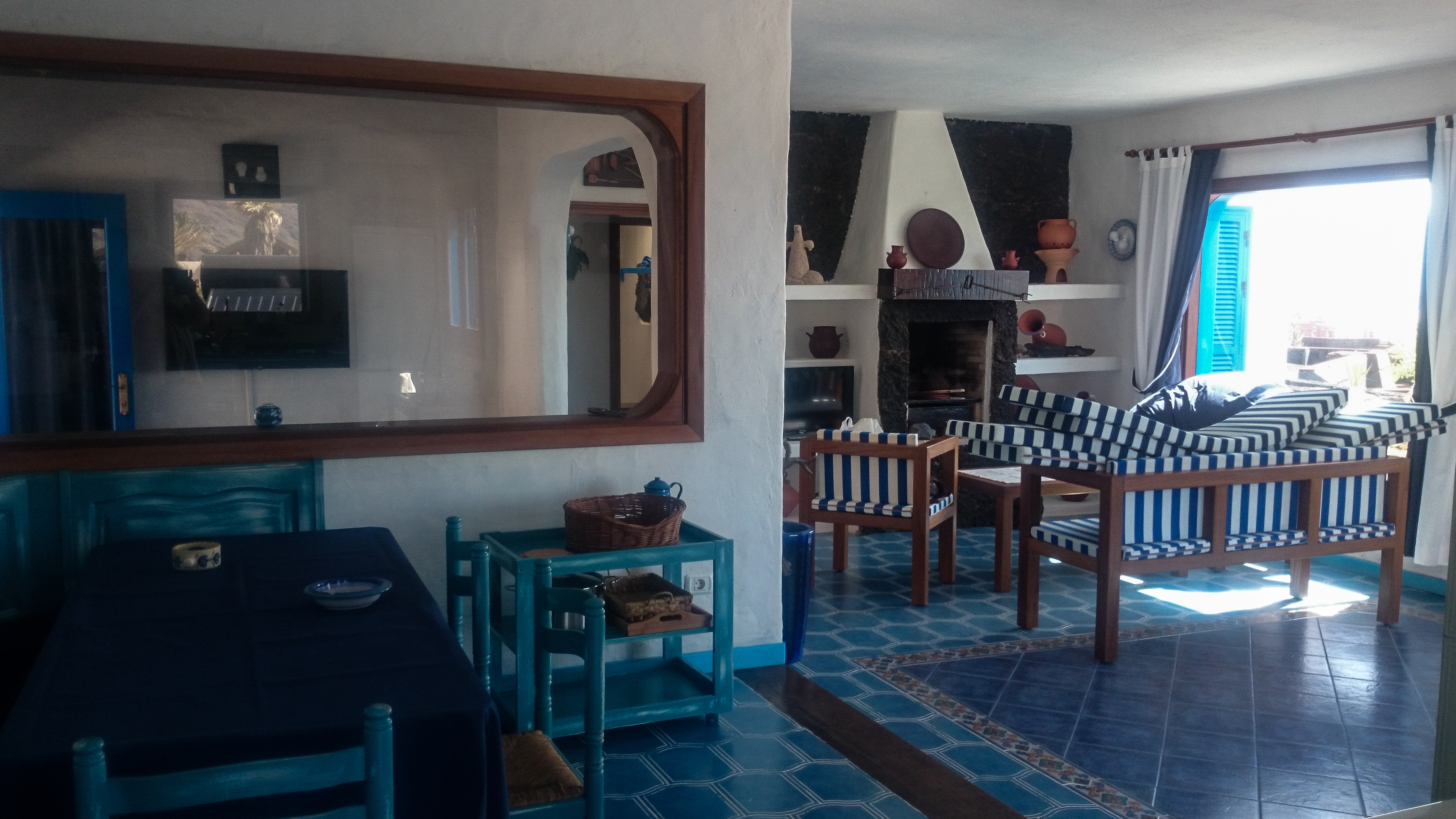 Villa Juan 37/50