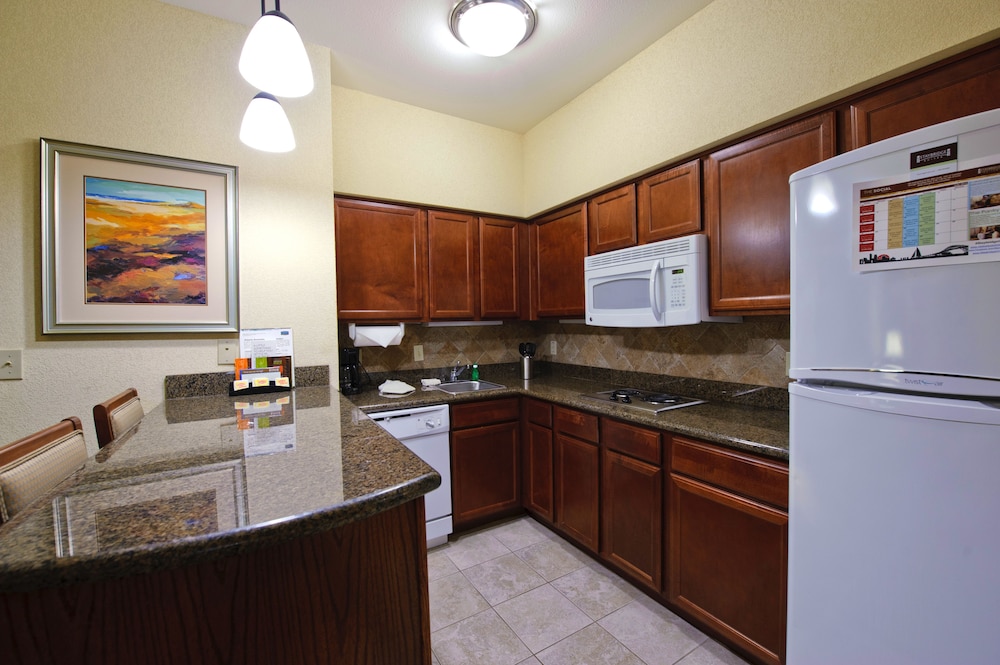 Staybridge Suites Corpus Christi 61/68