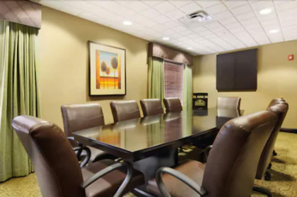 Holiday Inn Express Suites Oro Valley Tucson North Ex Wingate By Wyndham Tucson North Oro Valley 37/46