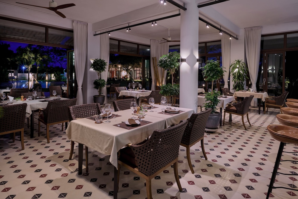 Samanea Beach Resort 37/50
