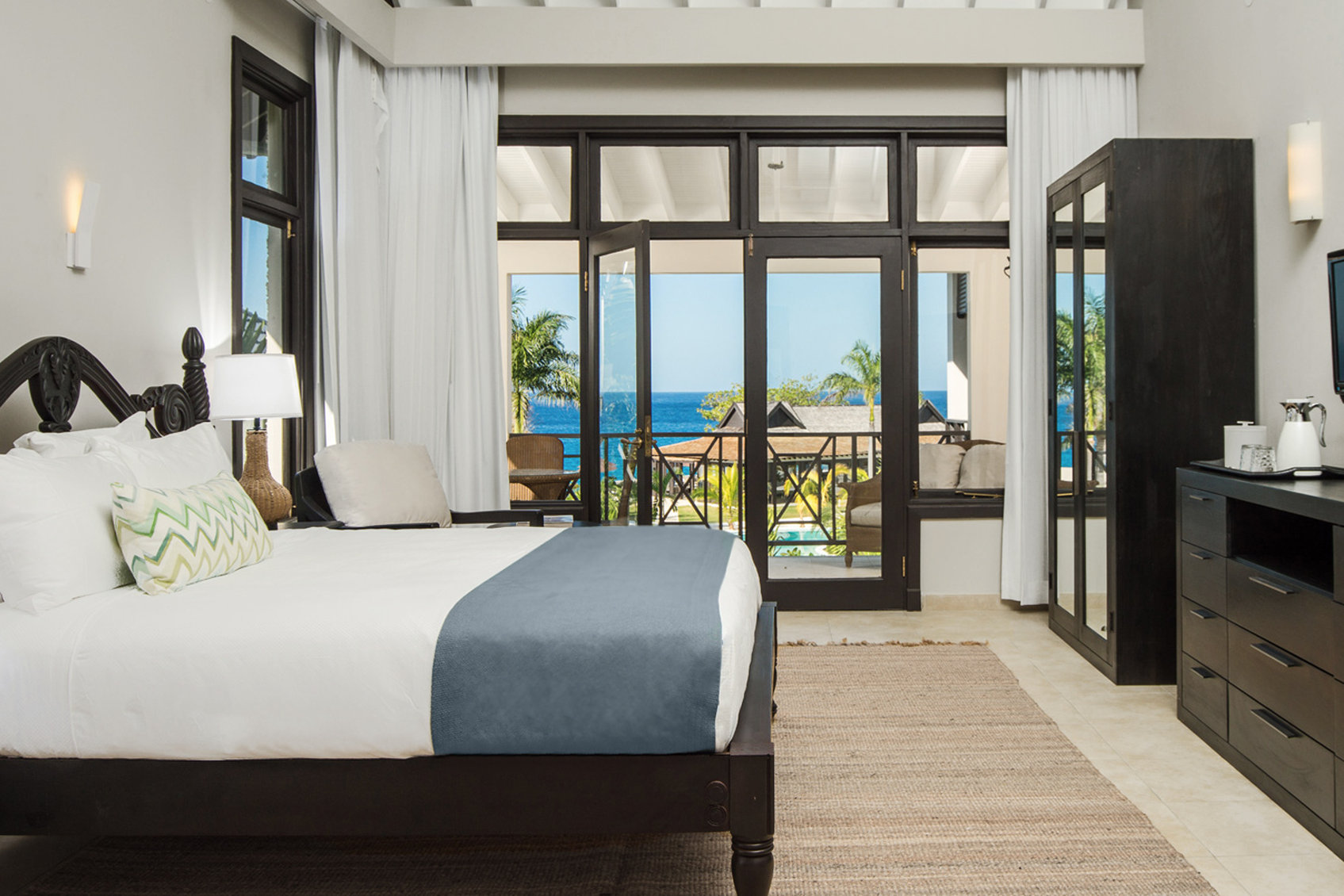 The Cliff Hotel 14/50