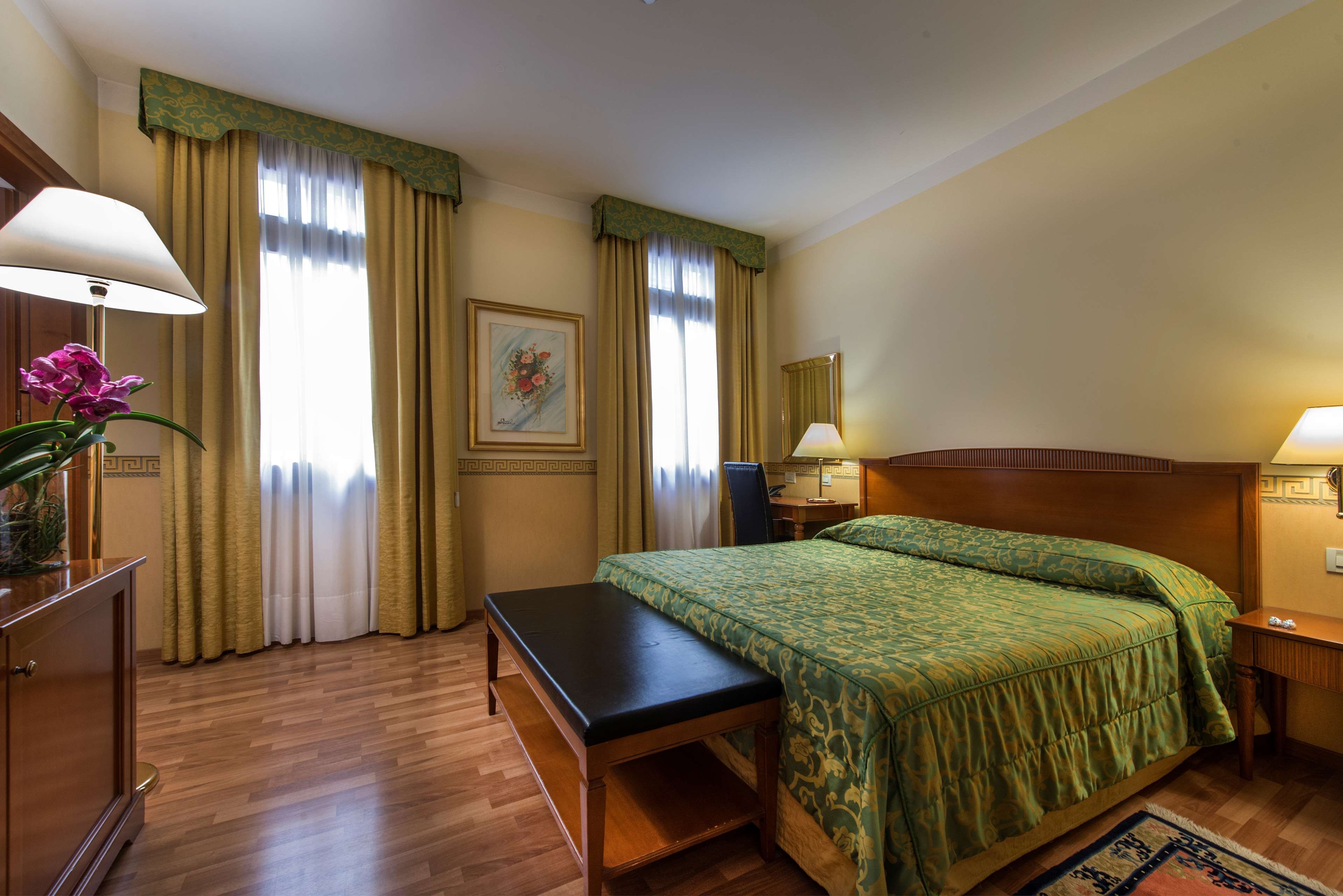 Hotel Vivit 12/50