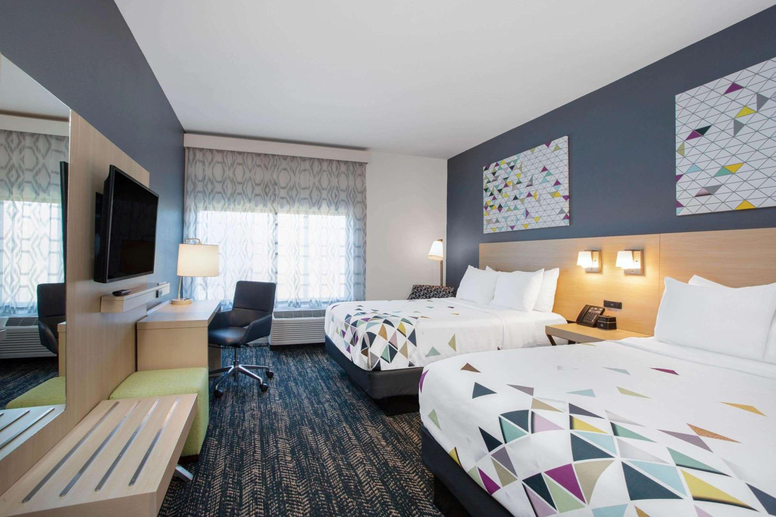 ROOM, 2 QUEEN BEDS