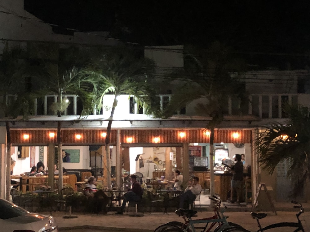 Hotel Mundo Maya 3/50