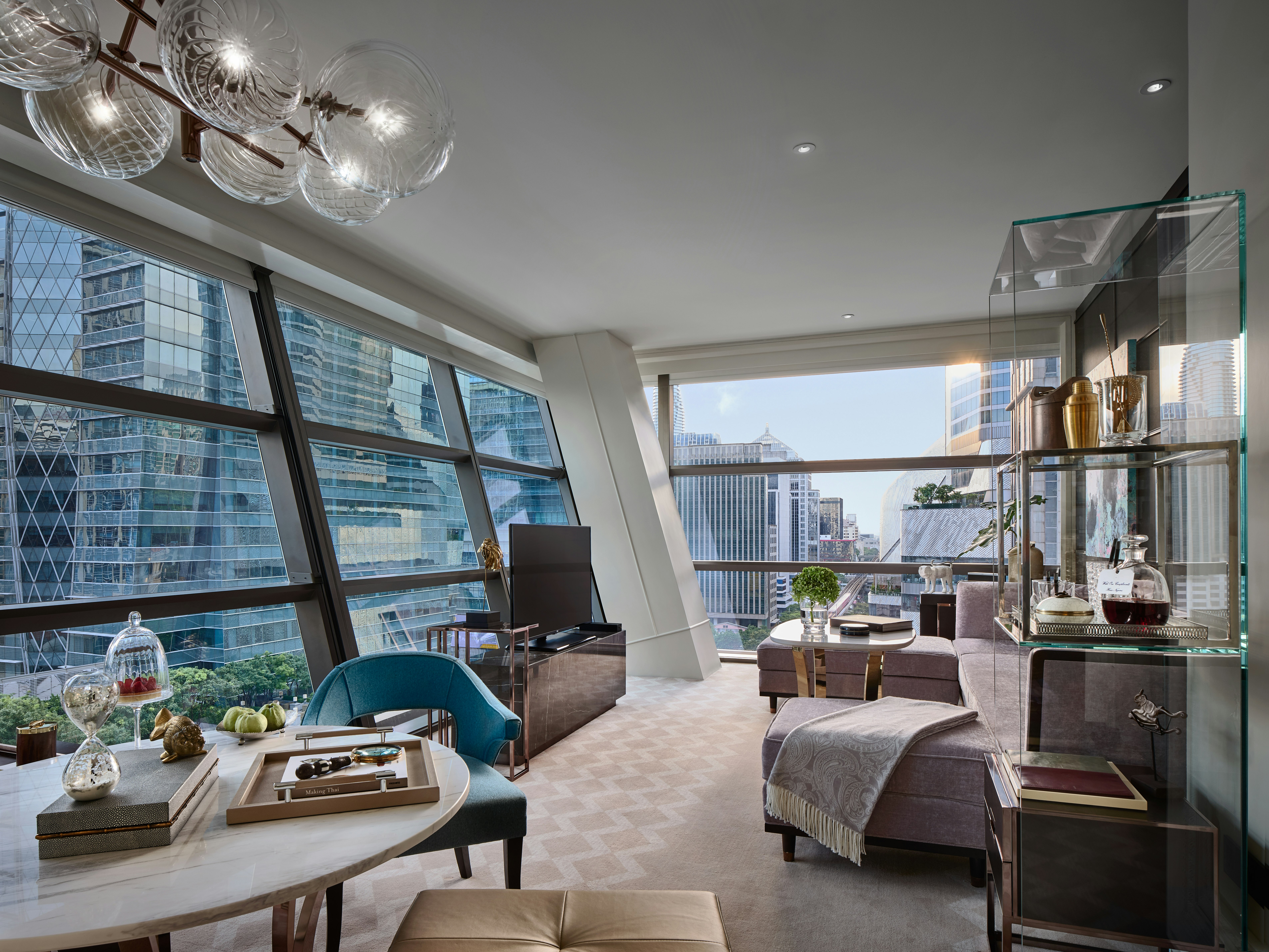 Rosewood Bangkok 40/84