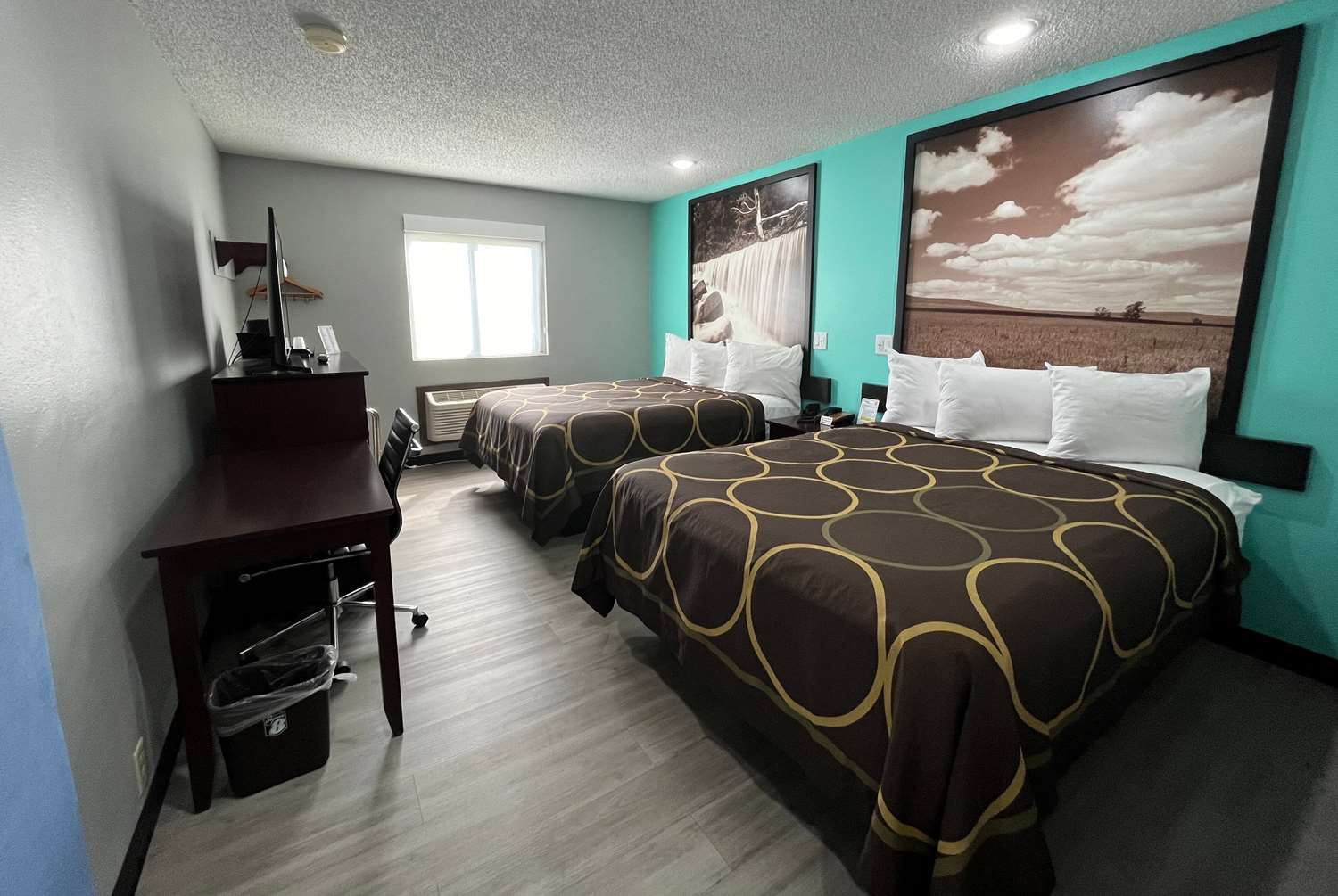 Super 8 By Wyndham Emporia 7/34