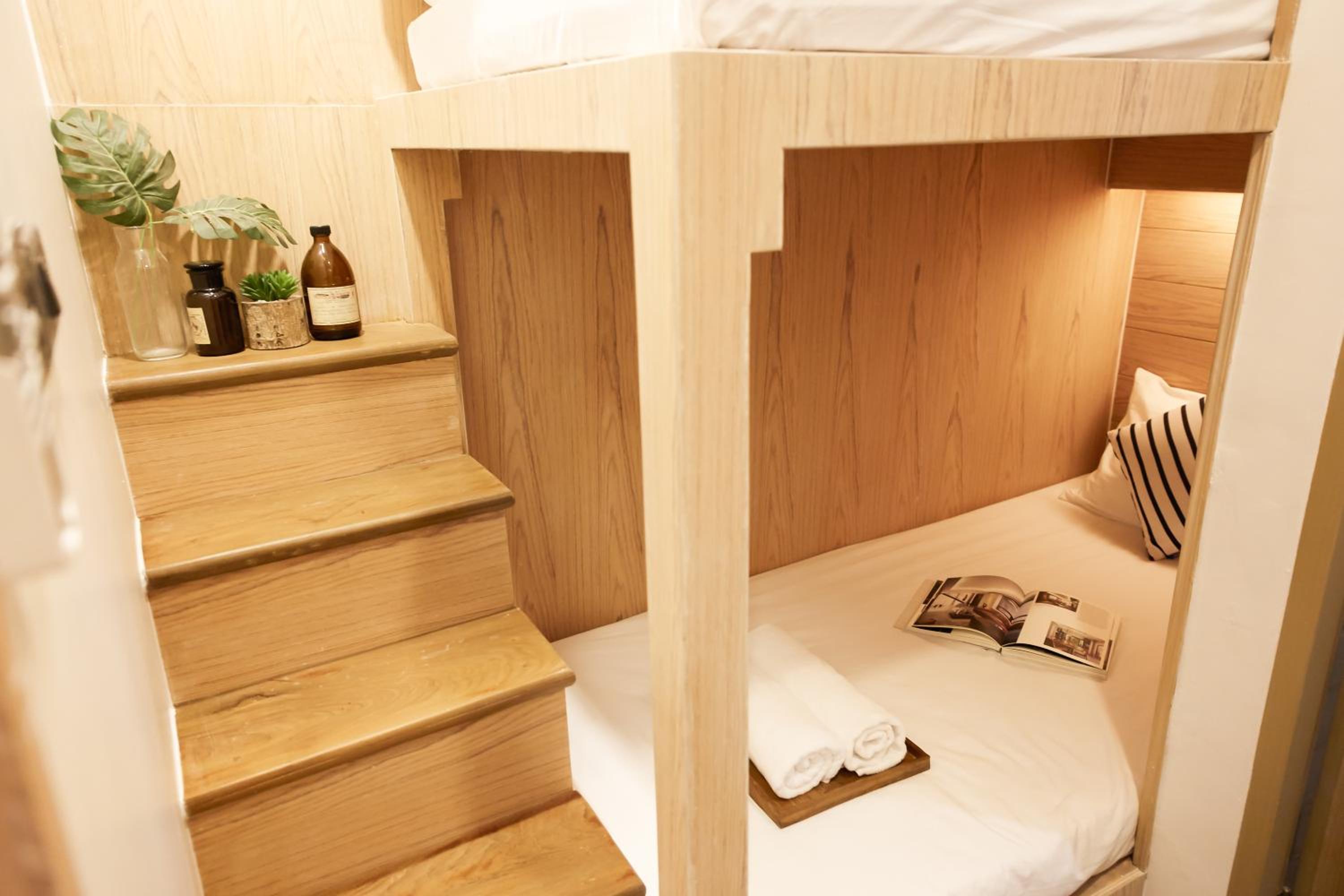 Private, Twin Beds