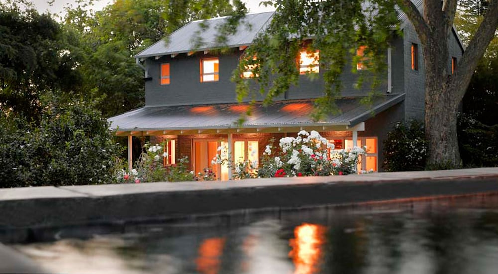 Ten Stirling B&B 2/16