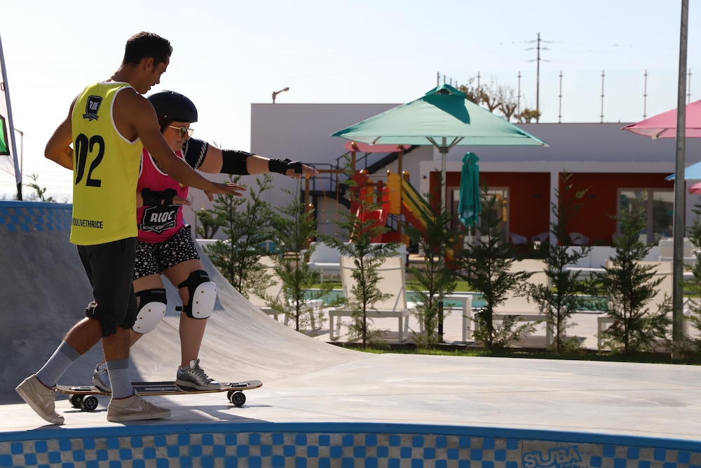 Ride Surf Resort Spa 57/73