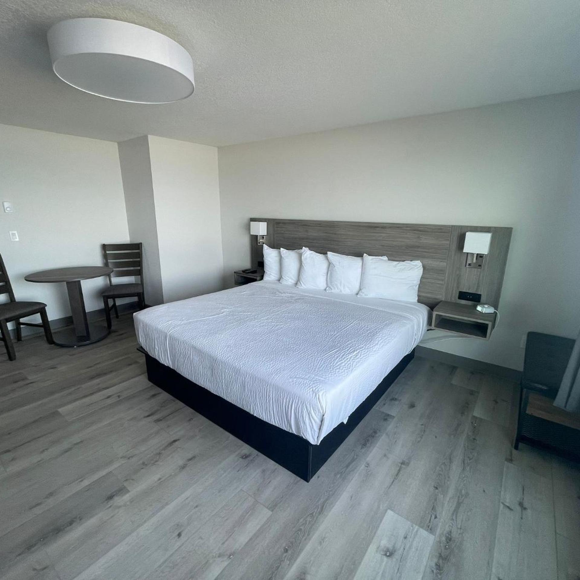 West Beach Suites 14/50