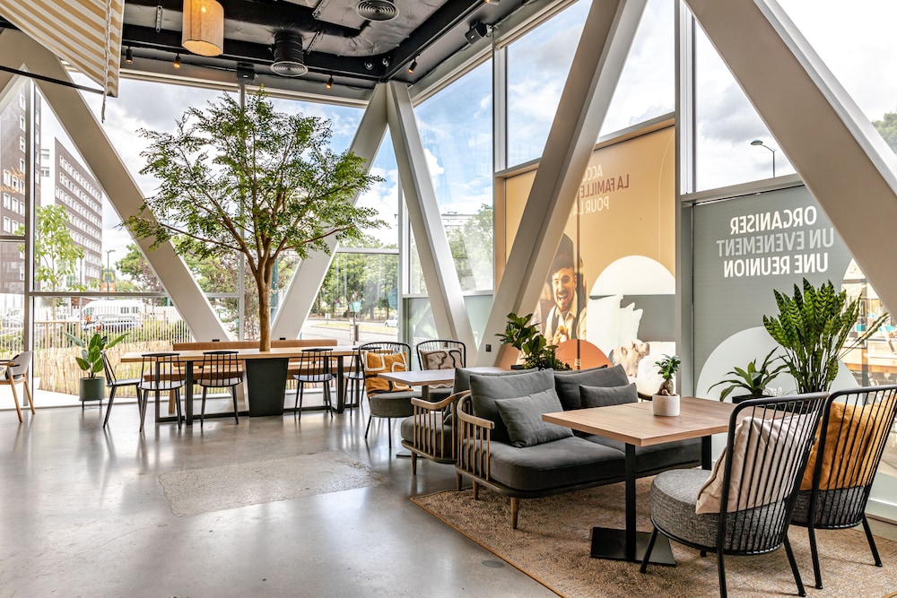 Best Western M Treize Paris Asnieres 23/44
