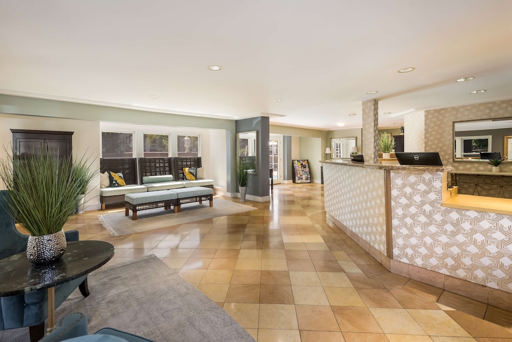 Surestay Plus Hotel By Best Western Mountain View 20/70