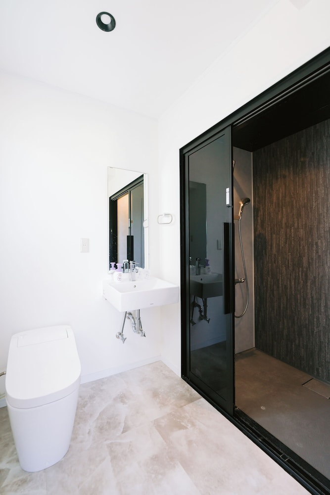 Hotel Kailani 20/20