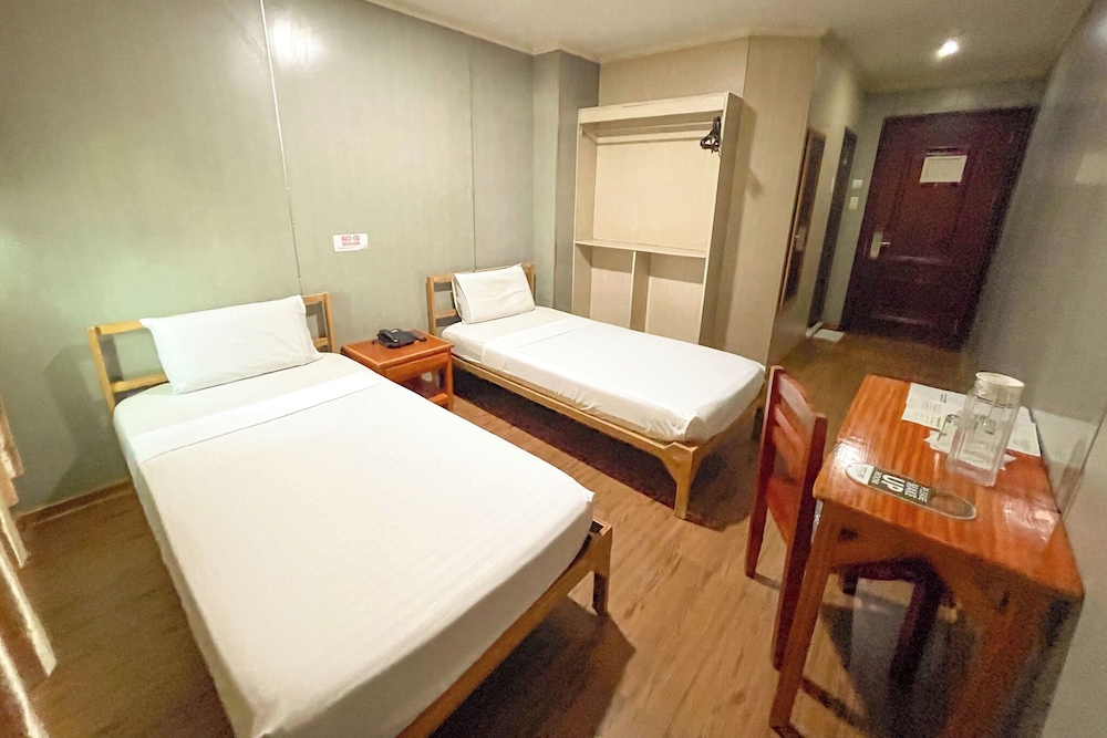 Hotel Uno 17/50