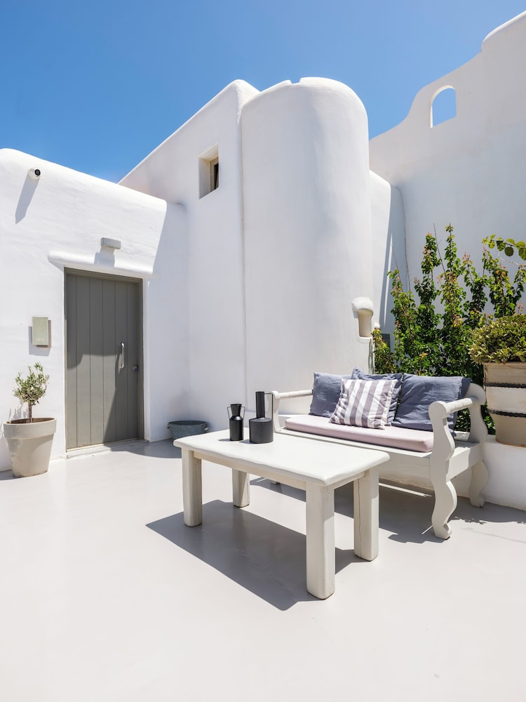 Mykonos Residence Villas & Suites 3/48