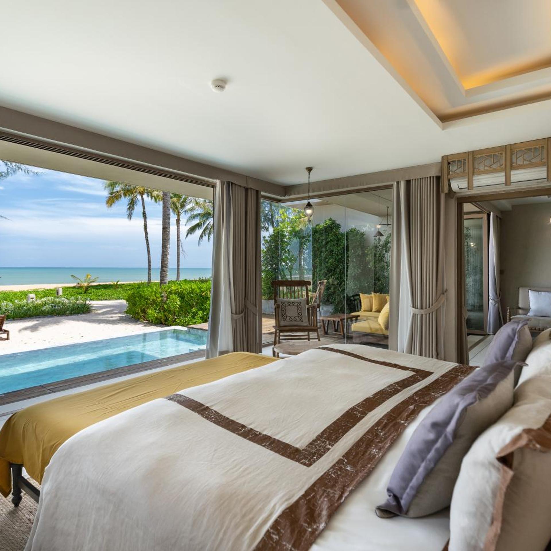 Beachfront Pool Villa