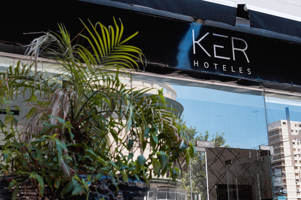 KER URQUIZA HOTEL AND SUITES 5/57