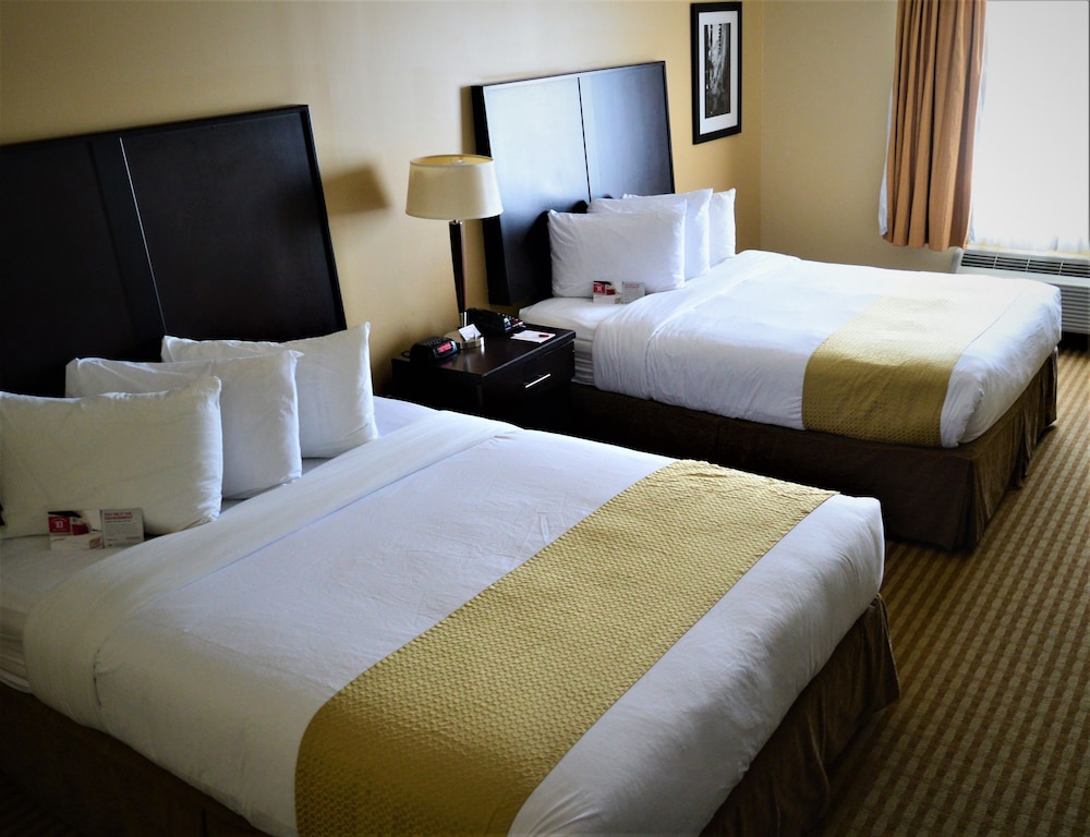 Ramada Cold Lake 9/32
