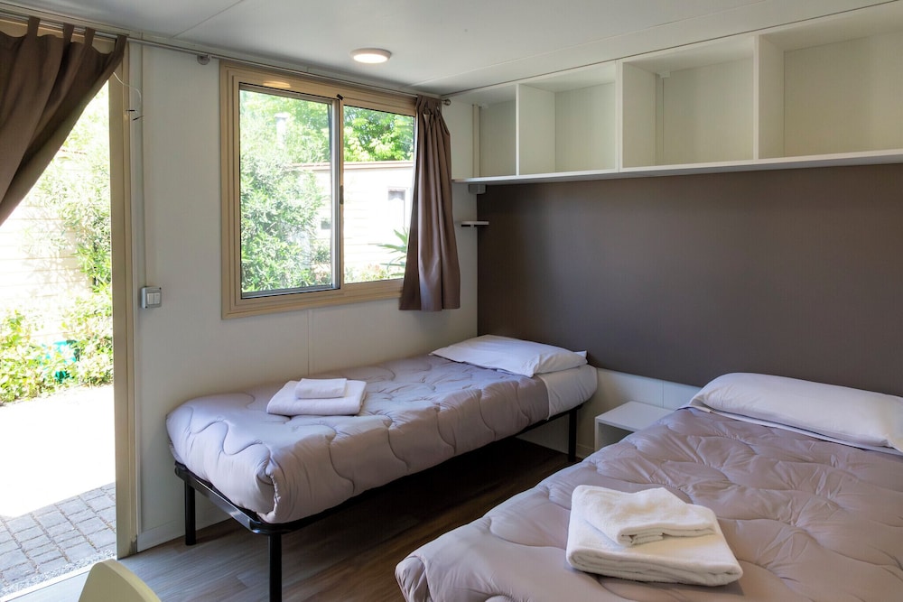 hu Venezia Camping in Town 23/72
