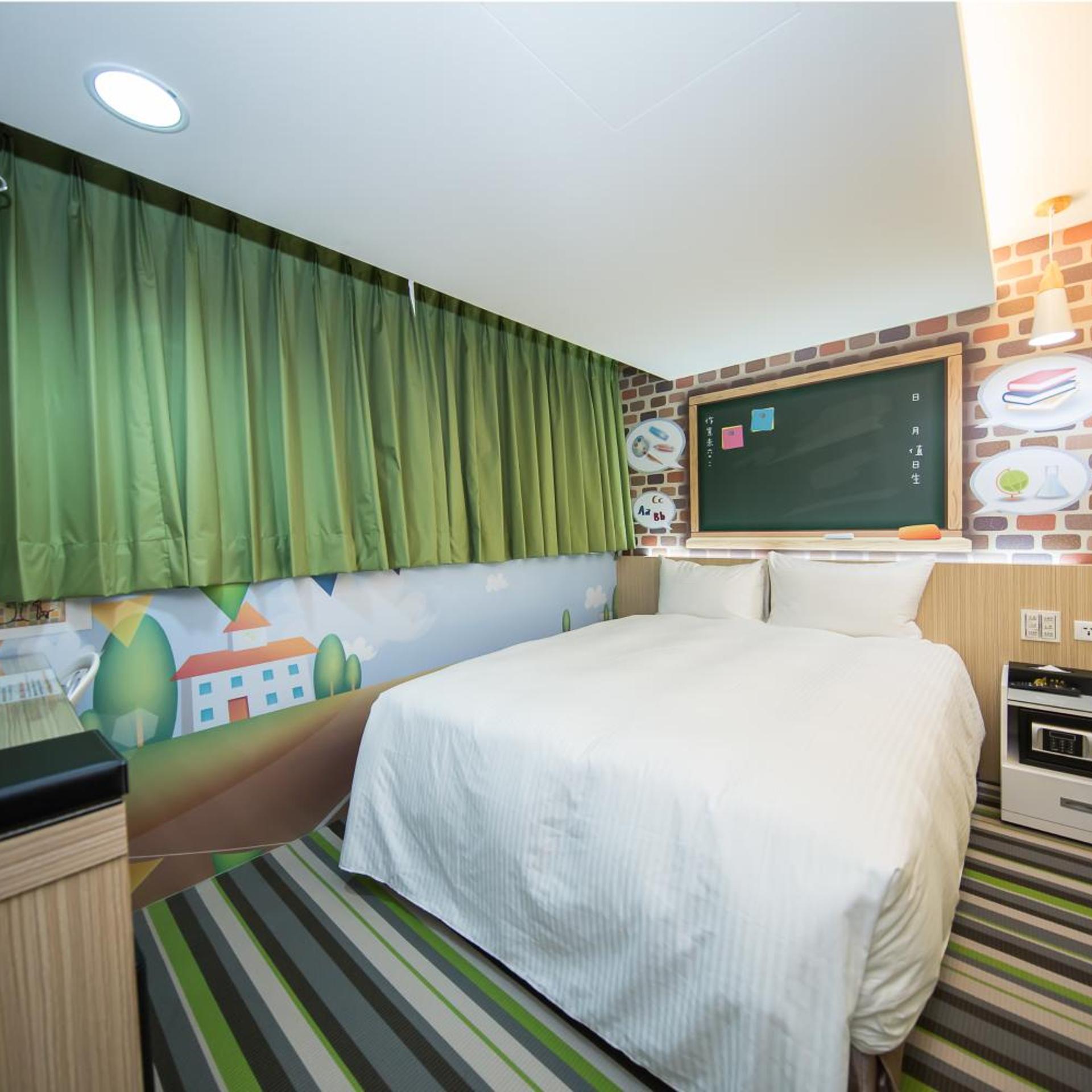 Business, Double Bed