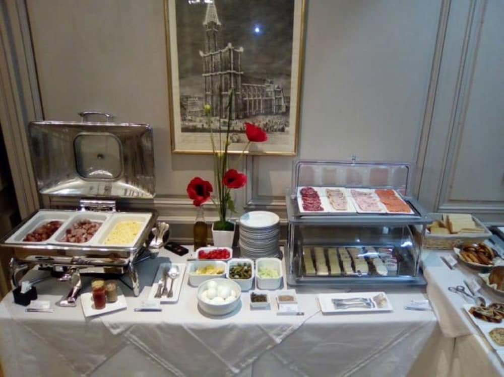 Hotel Le Bouclier D Or And Spa 32/41