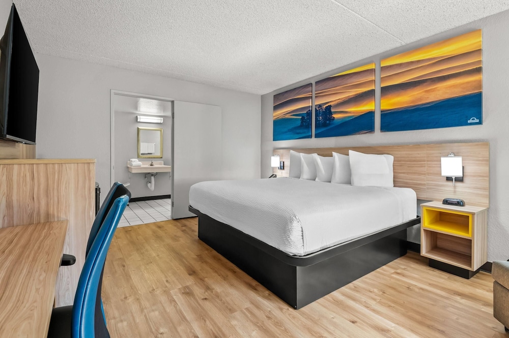 غرفة بسرير كينج لذوي الإعاقة