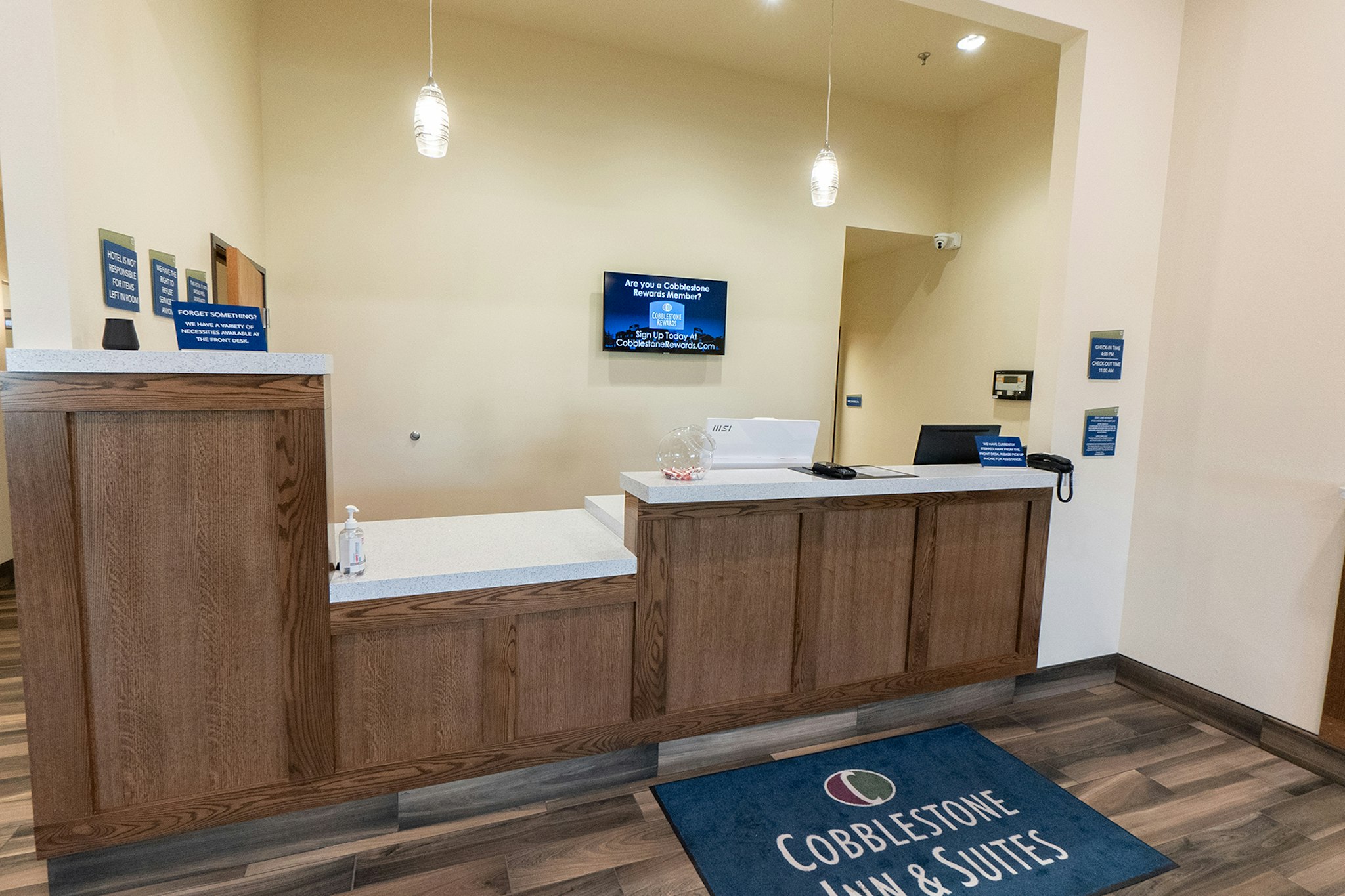 Cobblestone Hotel & Suites-Sheldon 4/27