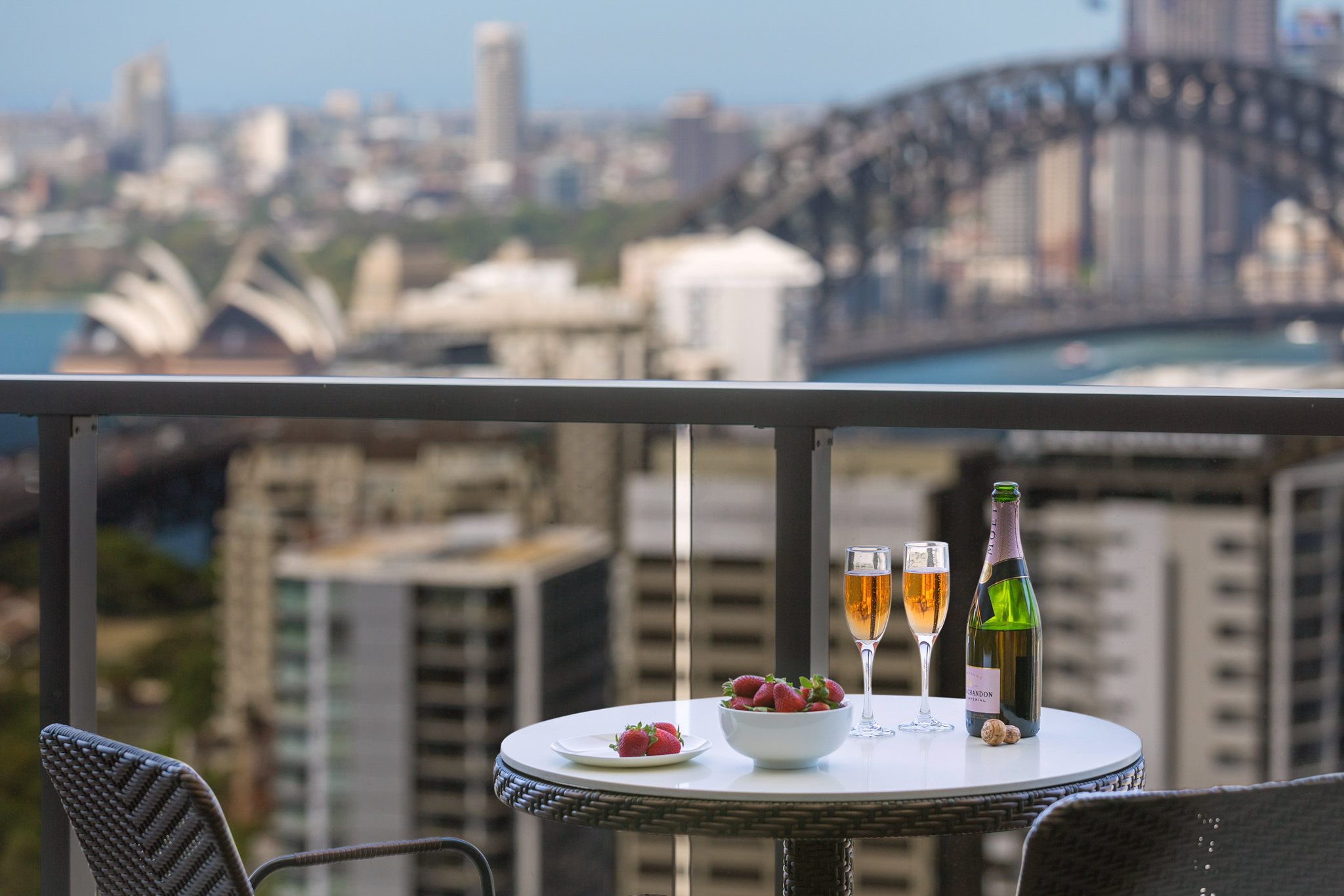 Meriton North Sydney 17/18