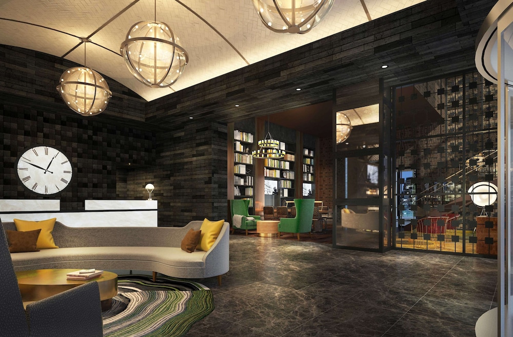 The Porter Portland Curio Collection By Hilton 60/67