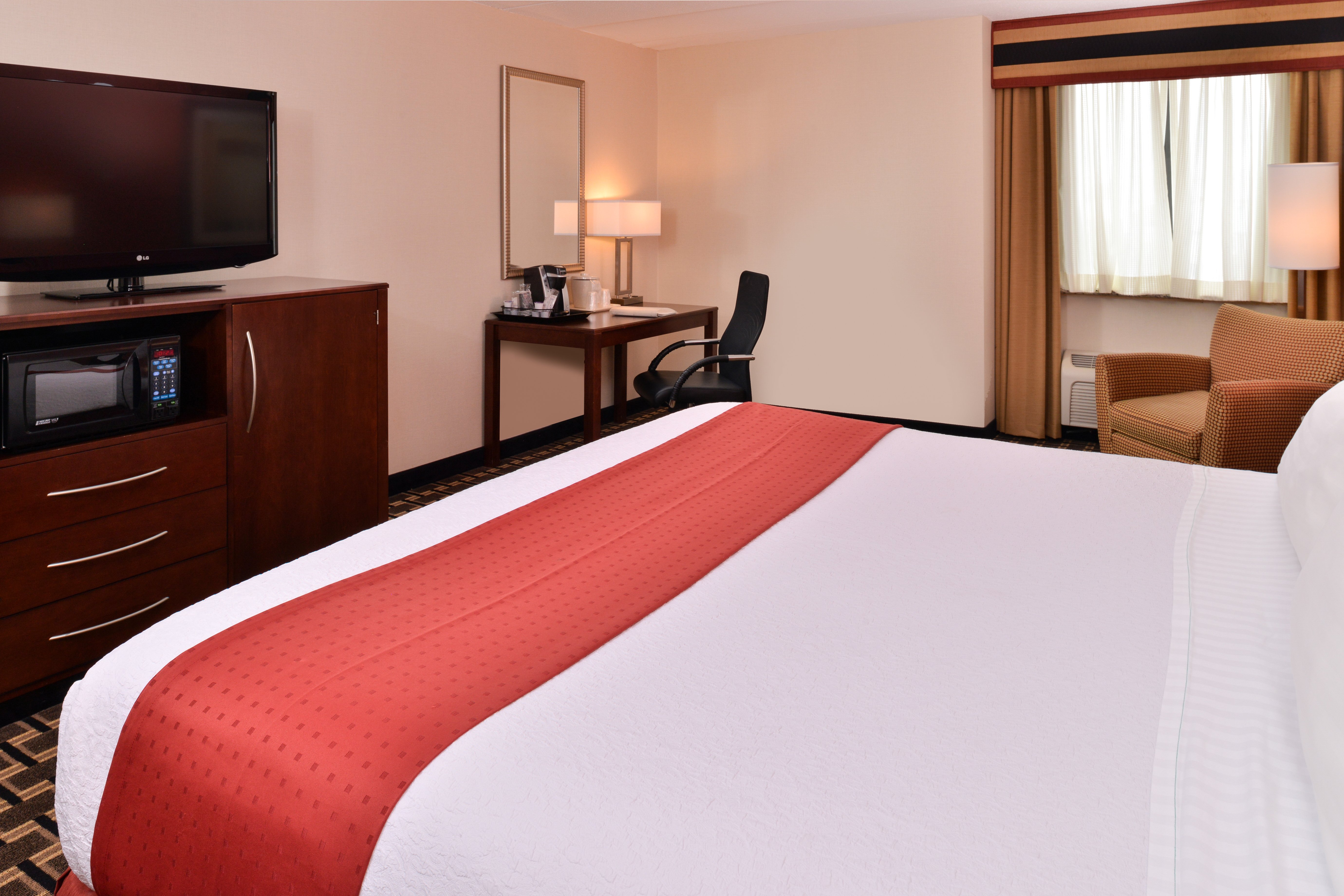 HOLIDAY INN NEW LONDON - MYSTIC AREA 16/59