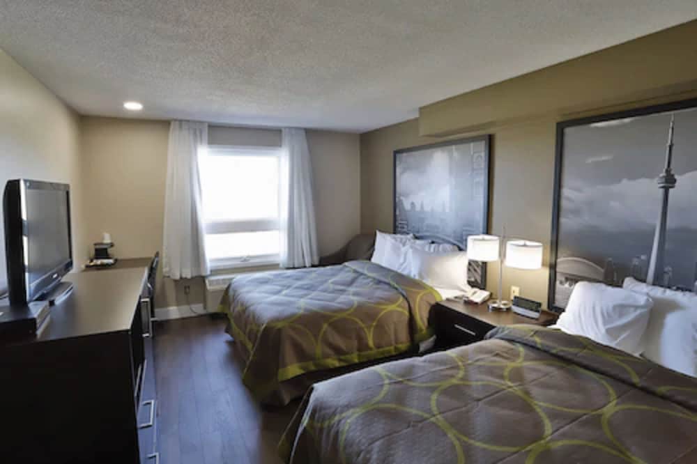 Super 8 by Wyndham Ajax/Toronto On 20/47