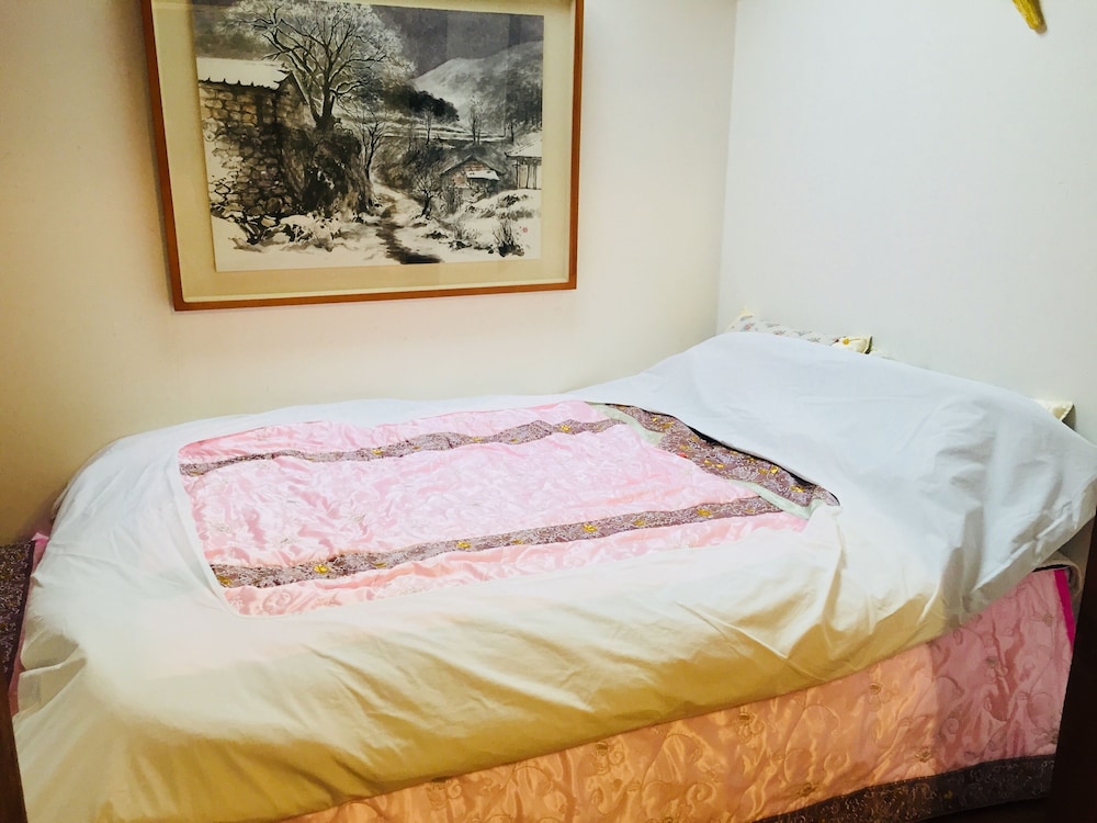 Gyodong-Salrae 15/50